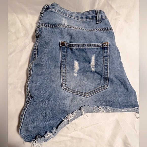 Distressed denim shorts - Picture 2 of 2